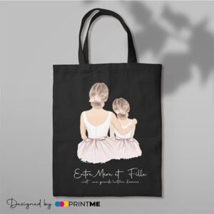 Tote bag with mother and daughter design